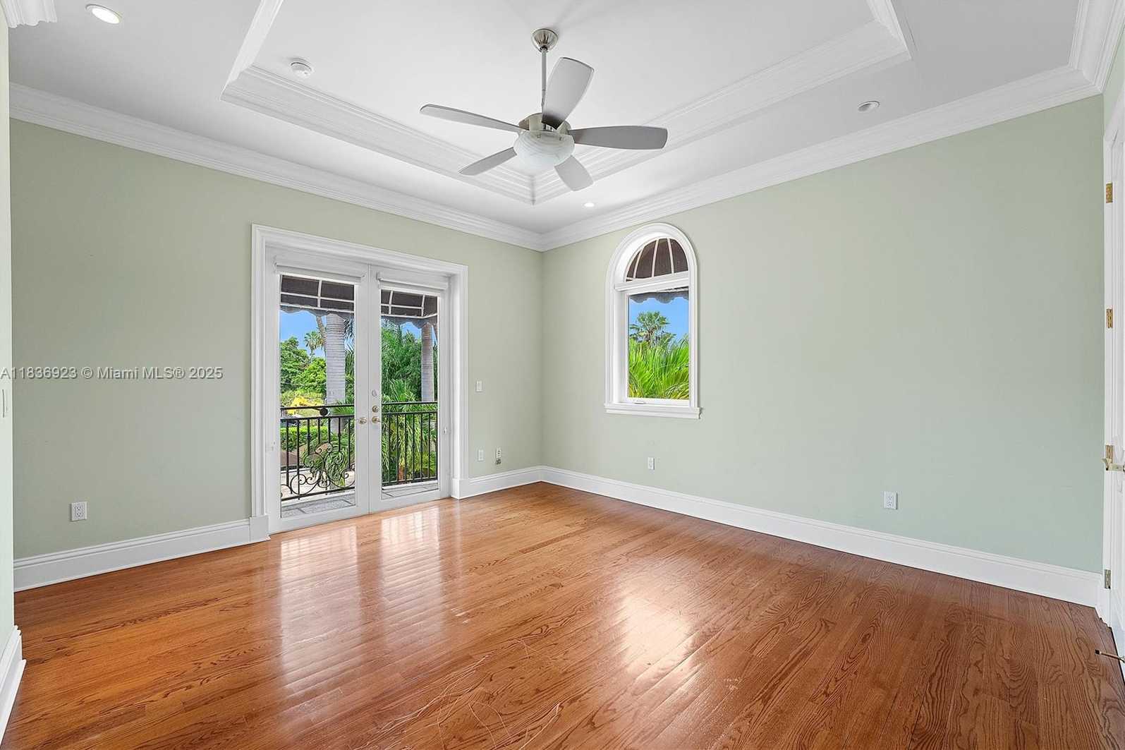 Small Image of 66 SOUTH HIBISCUS DR, Miami Beach Number 33