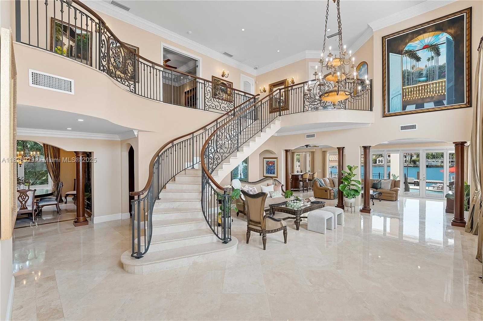 Small Image of 66 SOUTH HIBISCUS DR, Miami Beach Number 4