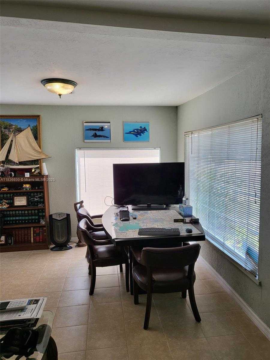 Small Image of 2611 HIAWATHA AVE, Sanford Number 6