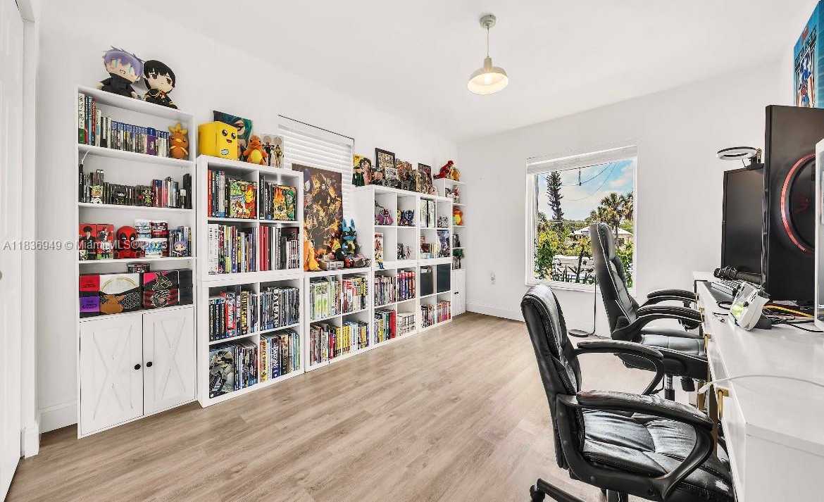 Small Image of 27237 RIO VISTA CIRCLE, Bonita Springs Number 59