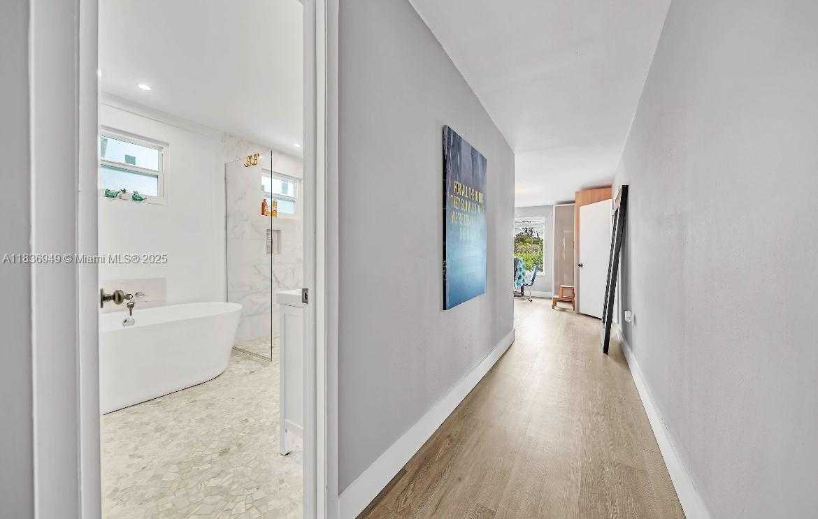 Small Image of 27237 RIO VISTA CIRCLE, Bonita Springs Number 60