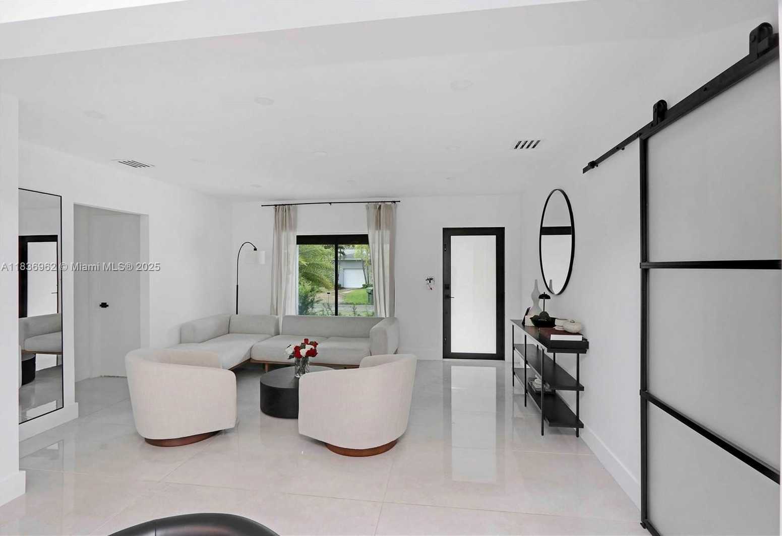 Small Image of 231 NORTH EAST 45TH ST, Miami Number 7
