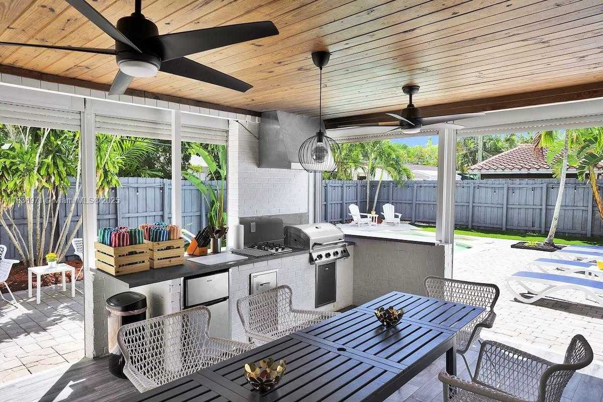 Small Image of 1650 SOUTH WEST 27TH AVE, Fort Lauderdale Number 2