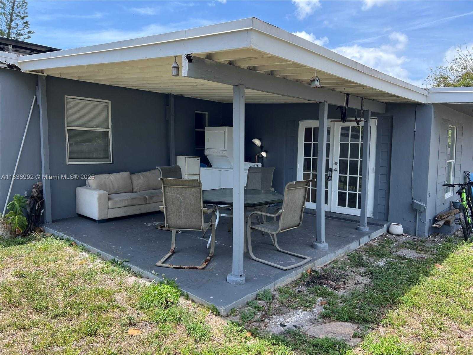 Small Image of 1885 NORTH EAST 53RD ST, Pompano Beach Number 22