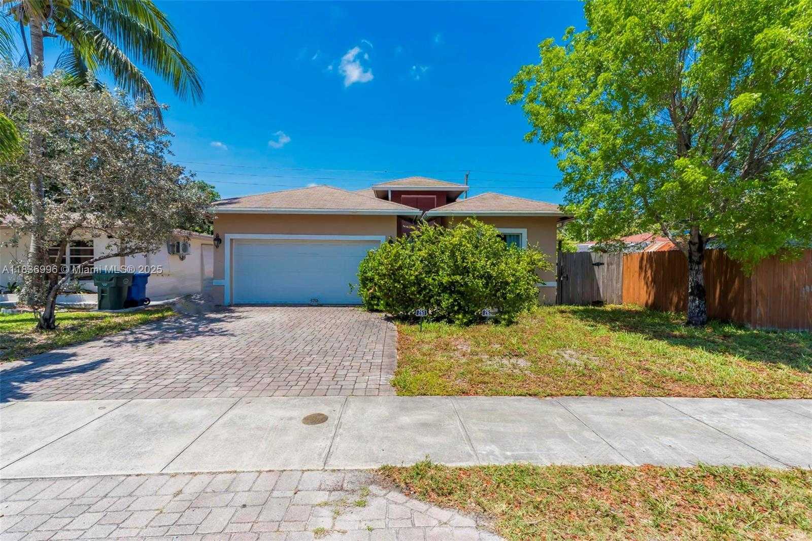 Small Image of 261 NORTH EAST 41ST ST, Oakland Park Number 13