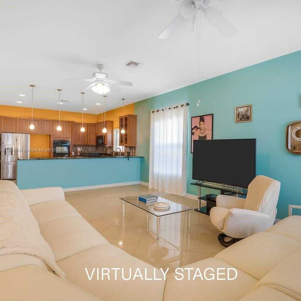 Small Image of 261 NORTH EAST 41ST ST, Oakland Park Number 2