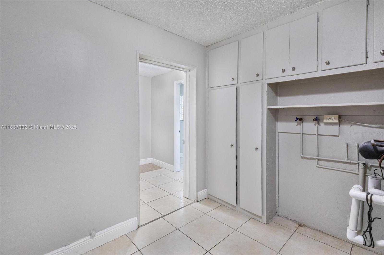 Small Image of 1609 SOUTH 23RD AVE, Hollywood Number 25