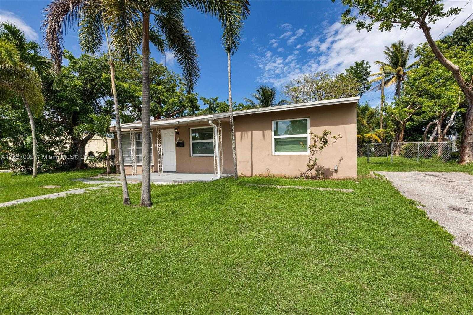 Small Image of 1609 SOUTH 23RD AVE, Hollywood Number 3