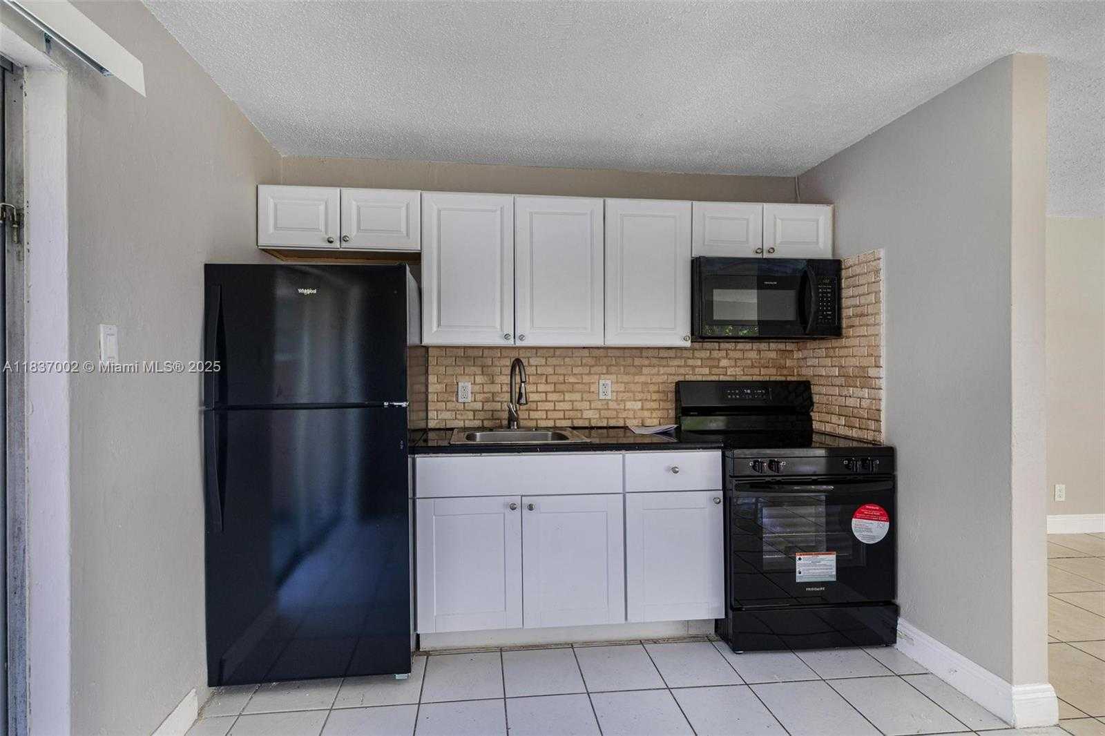 Small Image of 1609 SOUTH 23RD AVE, Hollywood Number 8