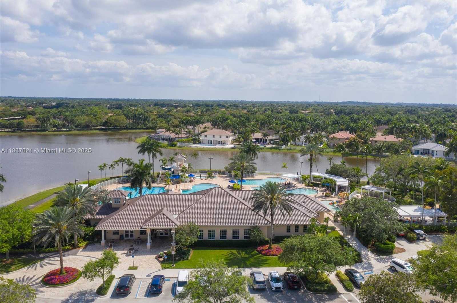 Small Image of 934 GULFSTREAM CT, Weston Number 53