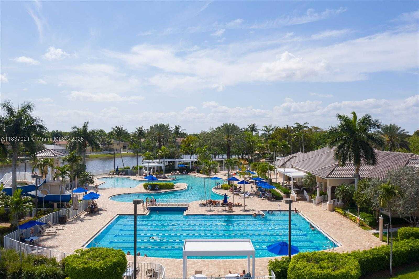 Small Image of 934 GULFSTREAM CT, Weston Number 56