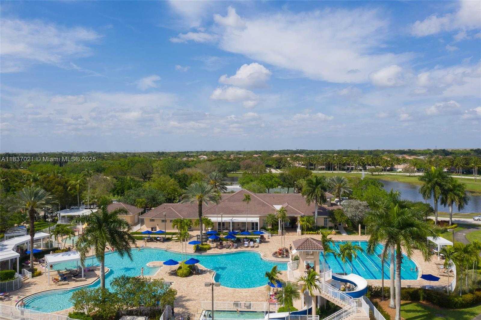 Small Image of 934 GULFSTREAM CT, Weston Number 58