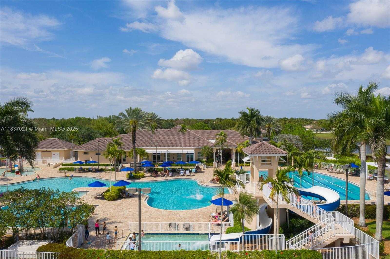 Small Image of 934 GULFSTREAM CT, Weston Number 59