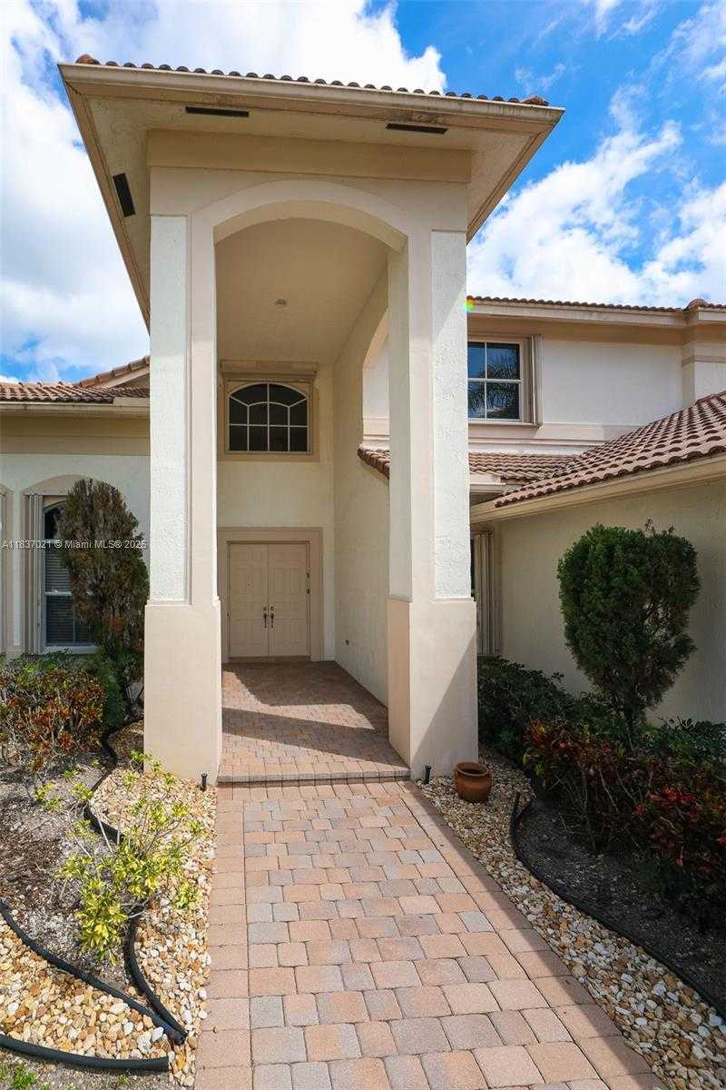 Small Image of 934 GULFSTREAM CT, Weston Number 9