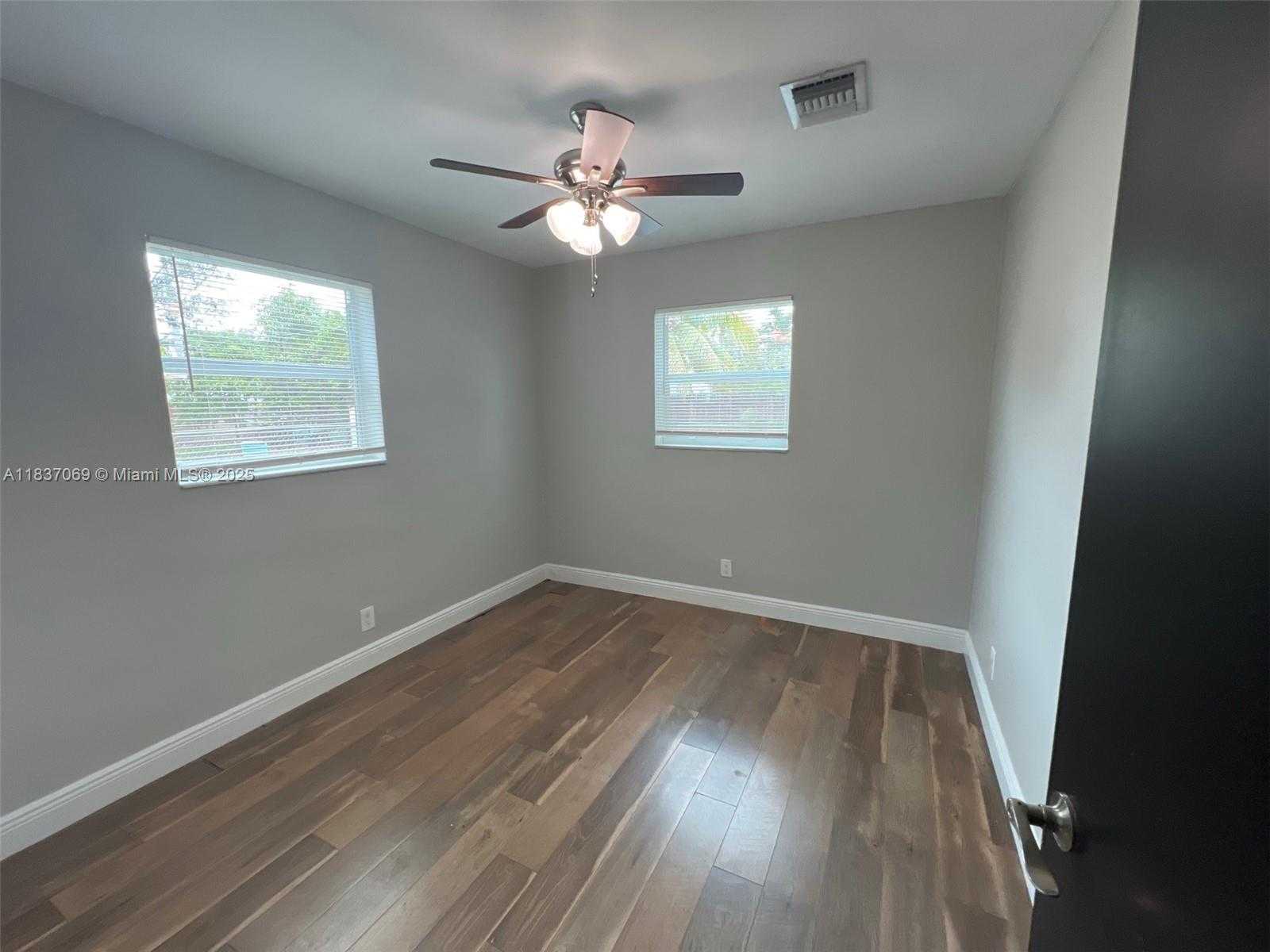 Small Image of 2569 NORTH WEST 61ST AVE, Margate Number 10