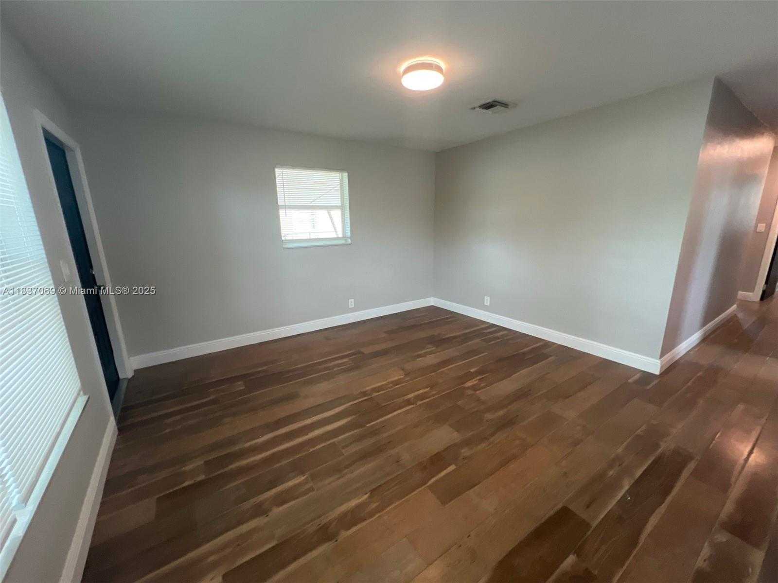 Small Image of 2569 NORTH WEST 61ST AVE, Margate Number 15