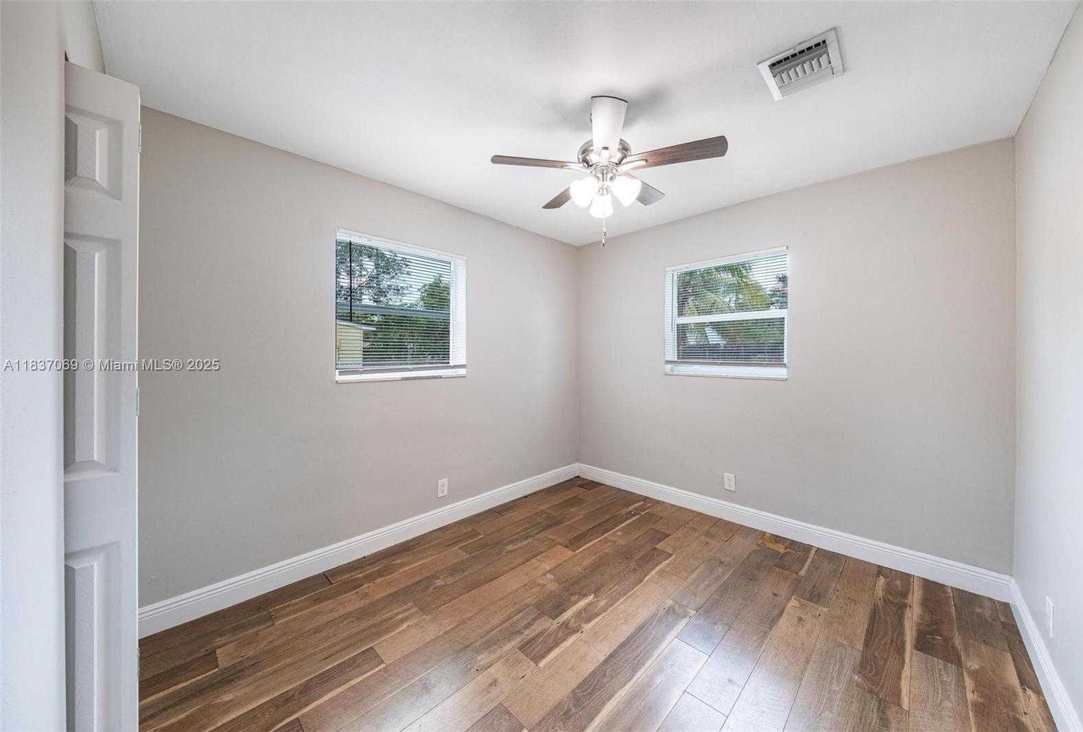 Small Image of 2569 NORTH WEST 61ST AVE, Margate Number 20