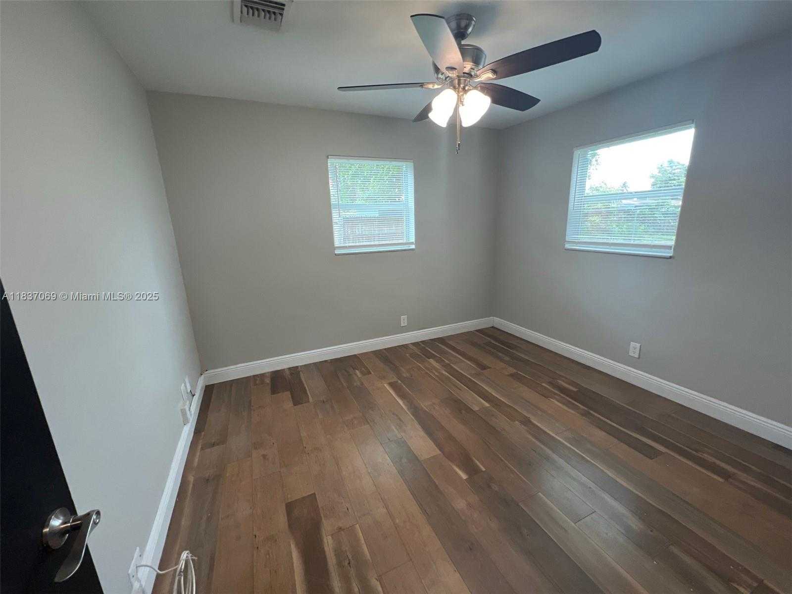 Small Image of 2569 NORTH WEST 61ST AVE, Margate Number 6