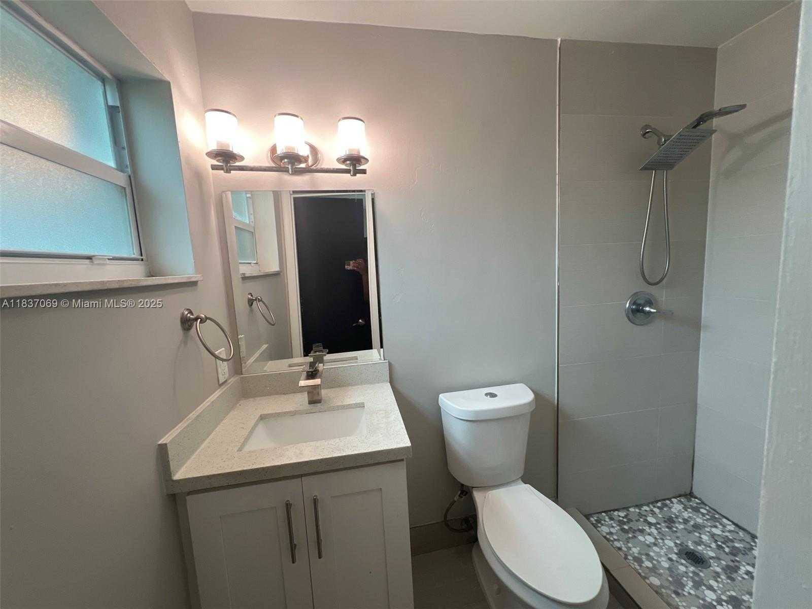 Small Image of 2569 NORTH WEST 61ST AVE, Margate Number 9