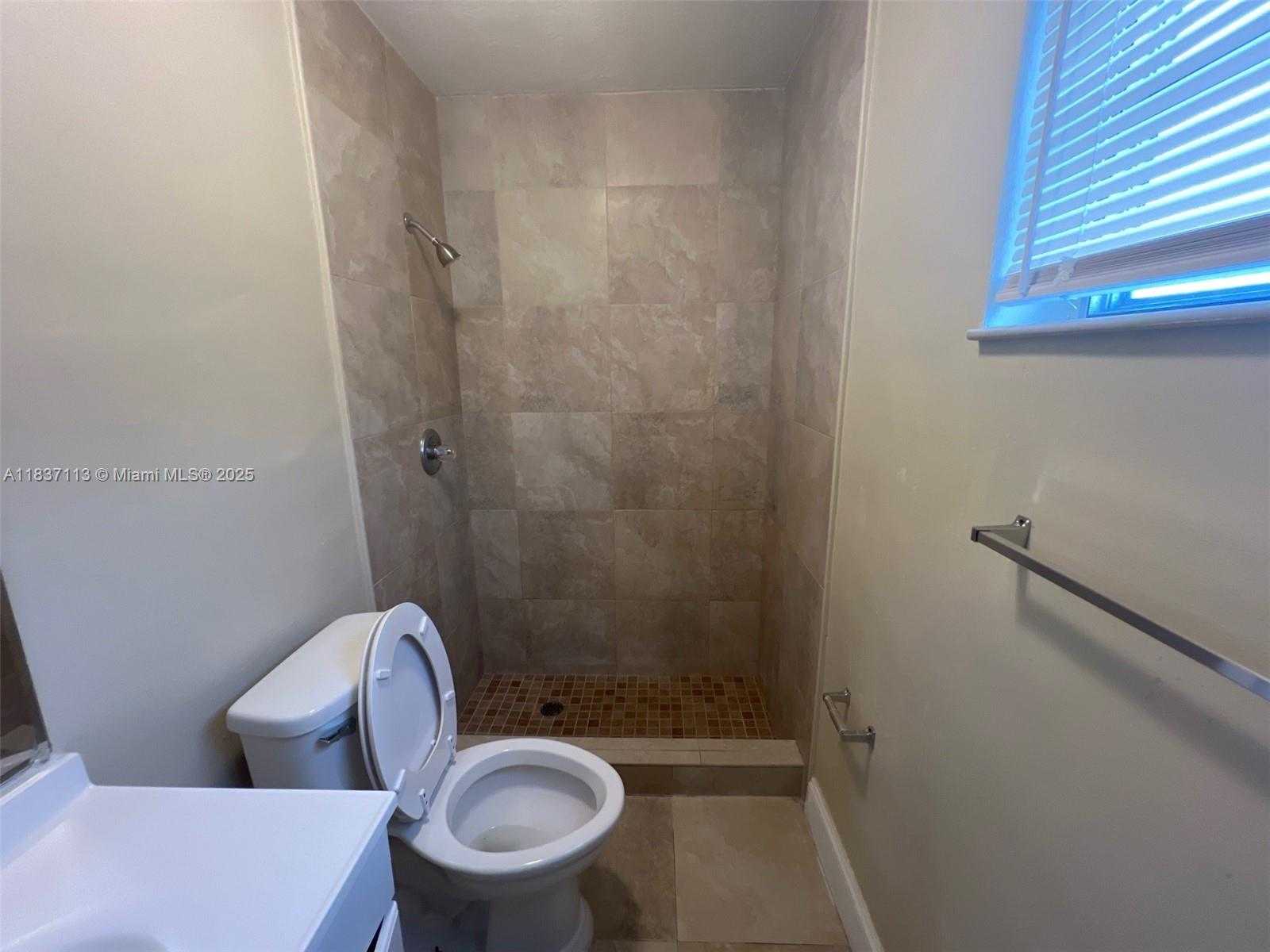 Small Image of 8361 NORTH WEST 28TH PL, Sunrise Number 10