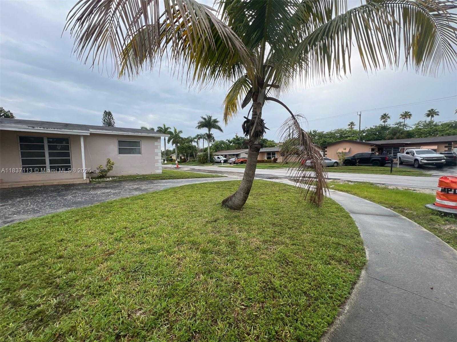 Small Image of 8361 NORTH WEST 28TH PL, Sunrise Number 14