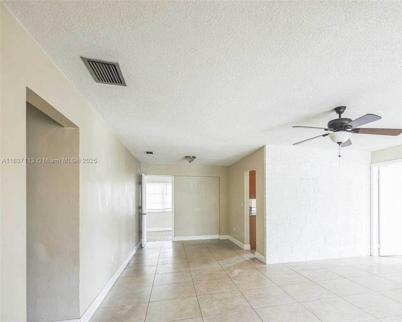 Small Image of 8361 NORTH WEST 28TH PL, Sunrise Number 17