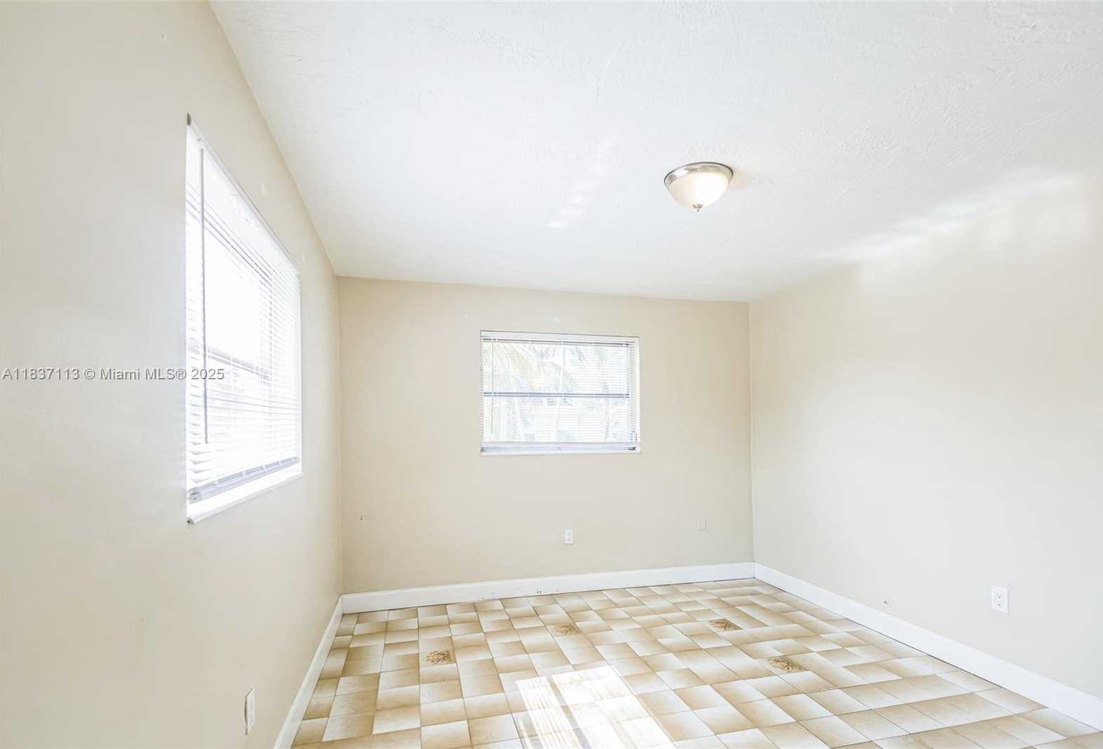 Small Image of 8361 NORTH WEST 28TH PL, Sunrise Number 23