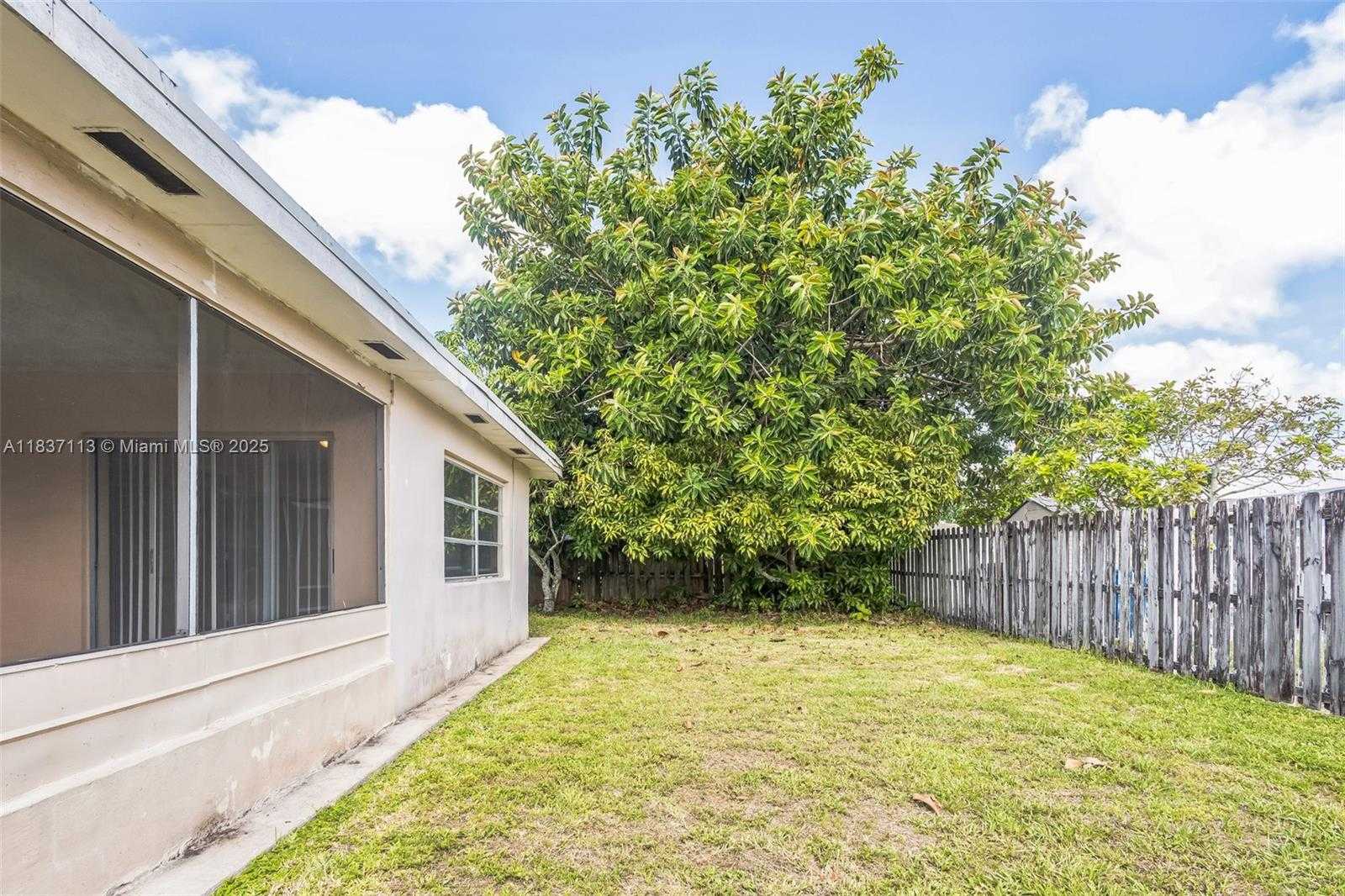 Small Image of 8361 NORTH WEST 28TH PL, Sunrise Number 31