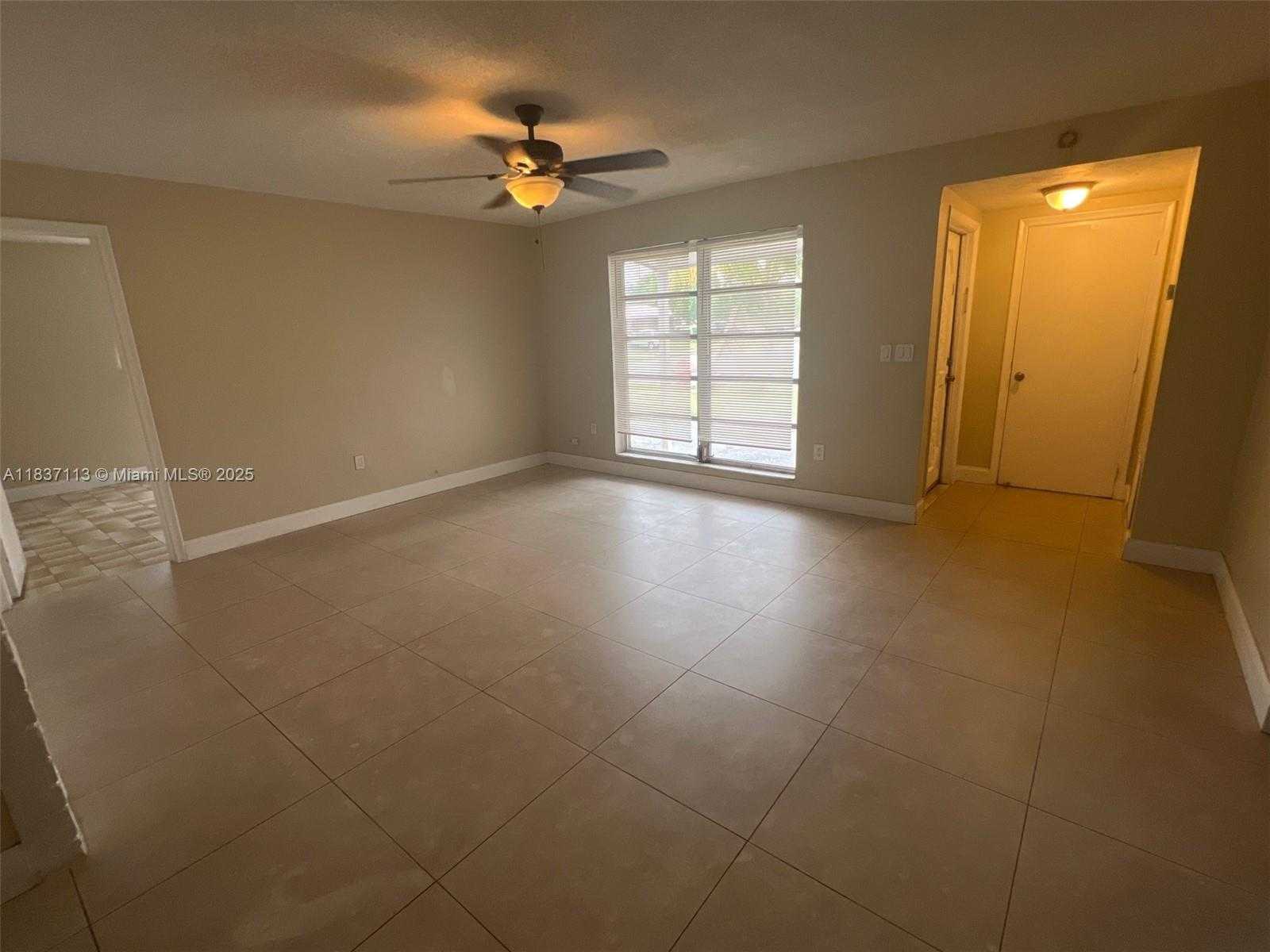 Small Image of 8361 NORTH WEST 28TH PL, Sunrise Number 4