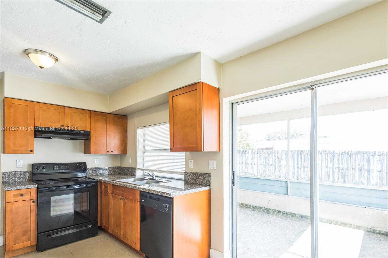Small Image of 8361 NORTH WEST 28TH PL, Sunrise Number 8