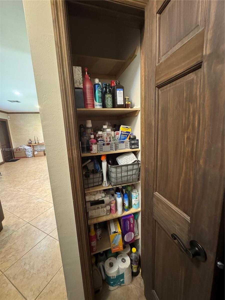 Small Image of 9761 BAHAMA DR, Cutler Bay Number 20
