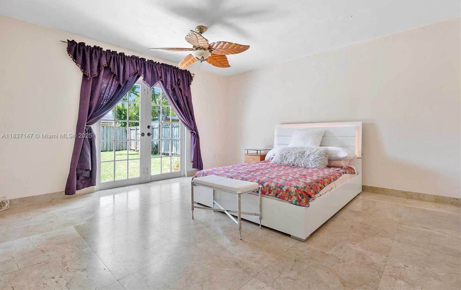 Small Image of 65 NORTH EAST 209TH TER, Miami Gardens Number 11