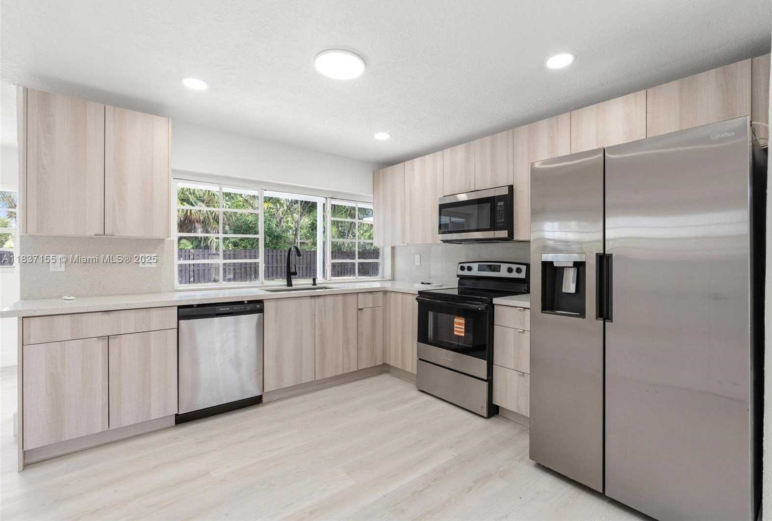 Small Image of 6091 NORTH WEST 19TH ST, Sunrise Number 12
