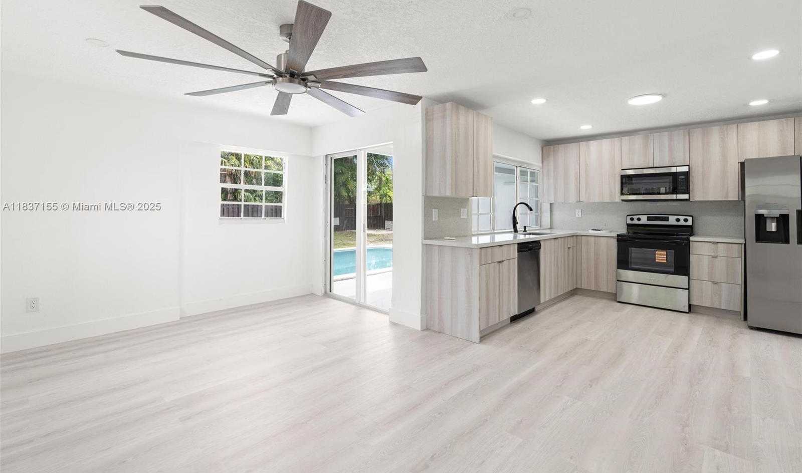 Small Image of 6091 NORTH WEST 19TH ST, Sunrise Number 14