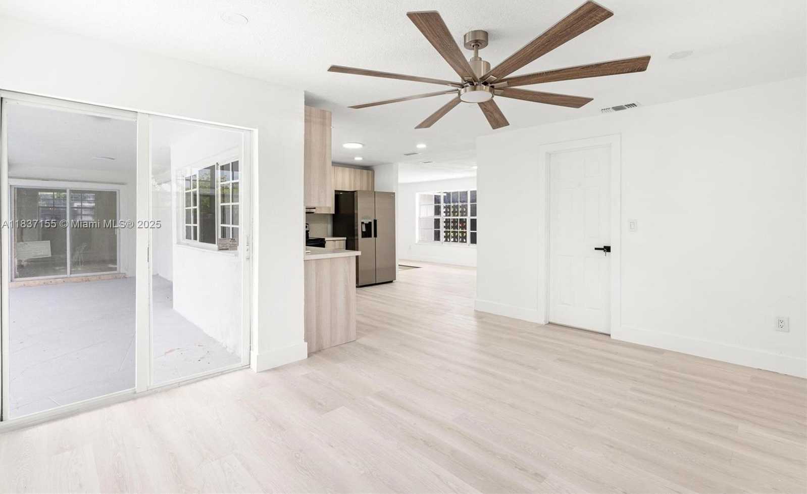 Small Image of 6091 NORTH WEST 19TH ST, Sunrise Number 15
