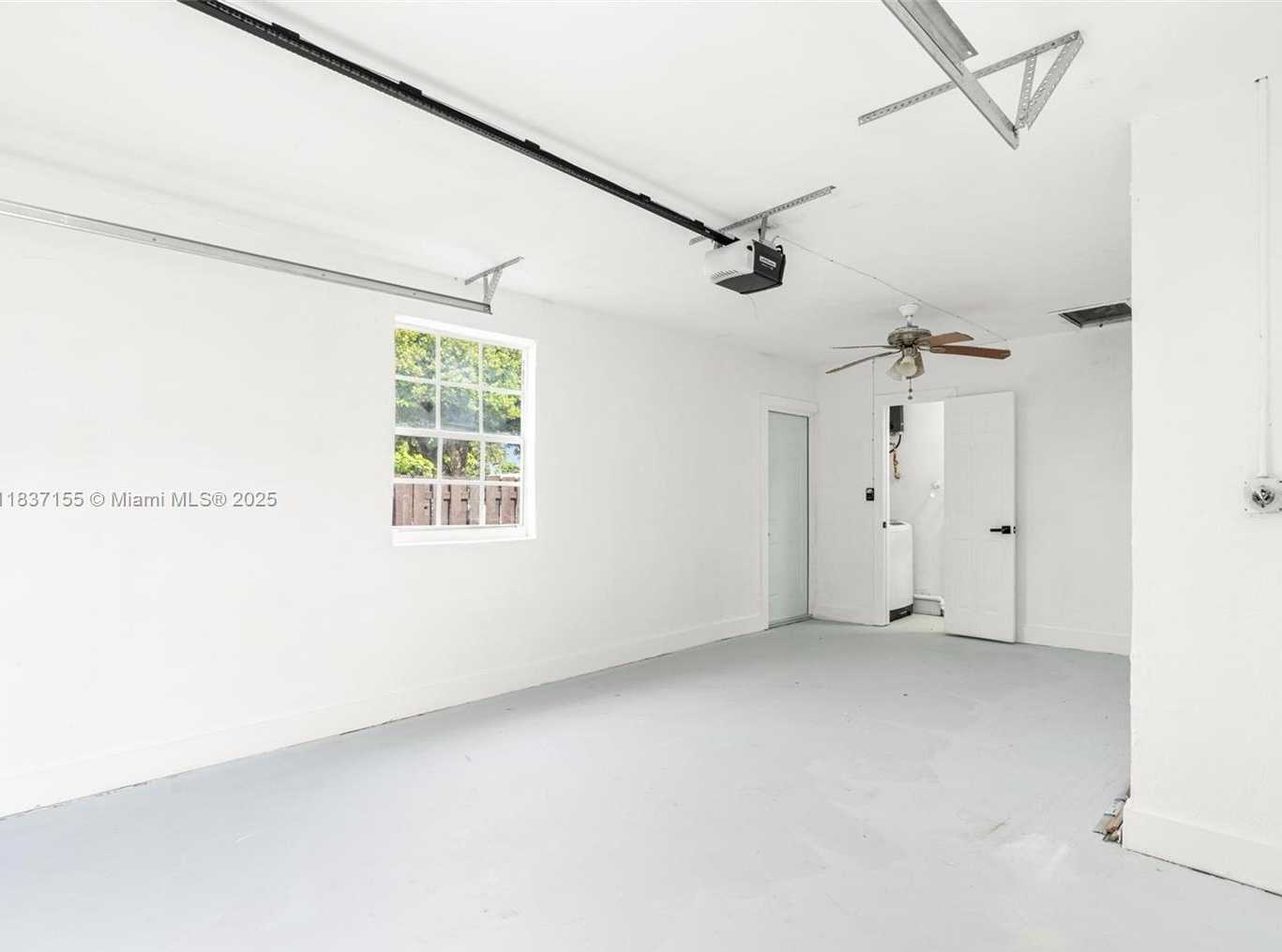 Small Image of 6091 NORTH WEST 19TH ST, Sunrise Number 25