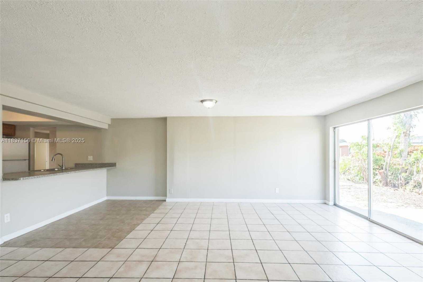 Small Image of 5640 NORTH WEST 13TH CT, Lauderhill Number 10
