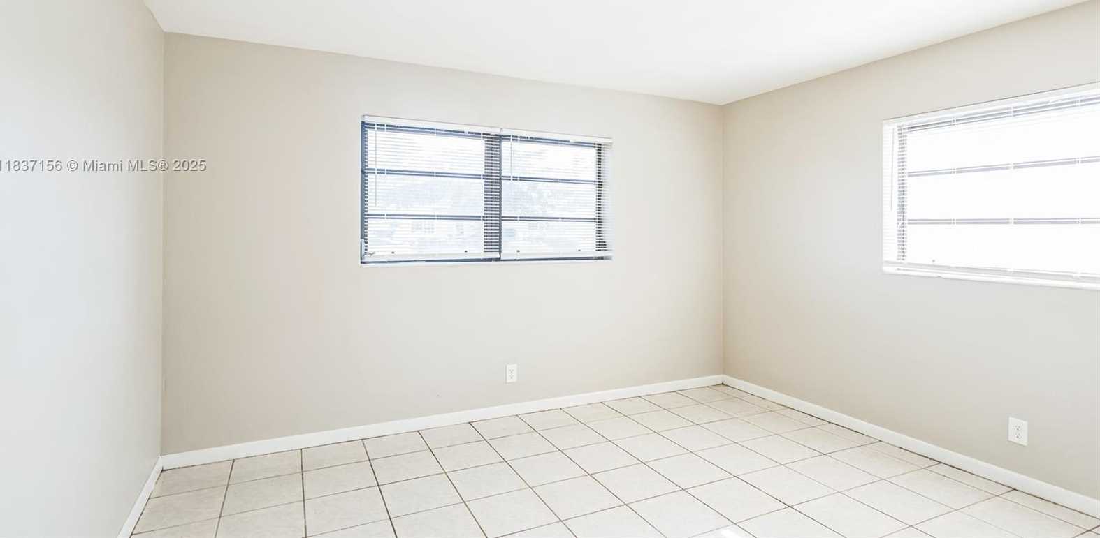 Small Image of 5640 NORTH WEST 13TH CT, Lauderhill Number 11