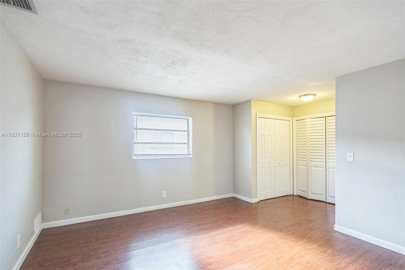 Small Image of 5640 NORTH WEST 13TH CT, Lauderhill Number 12