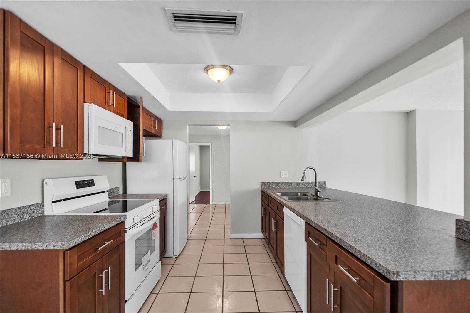 Small Image of 5640 NORTH WEST 13TH CT, Lauderhill Number 2