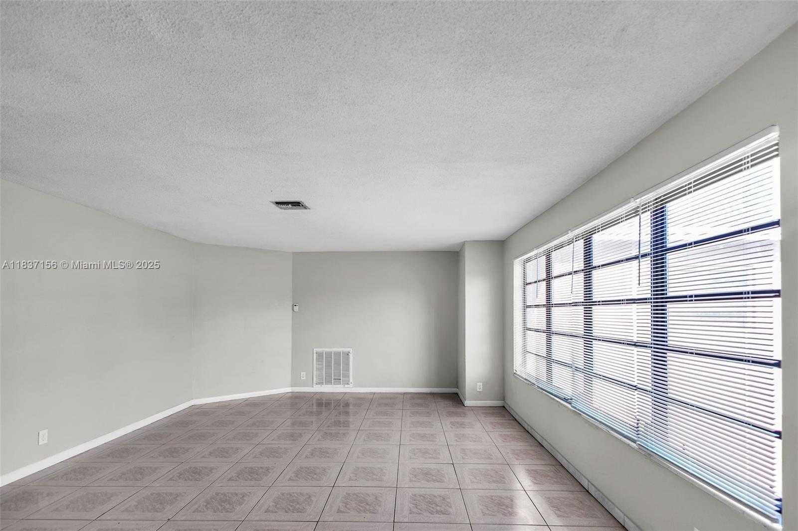 Small Image of 5640 NORTH WEST 13TH CT, Lauderhill Number 23