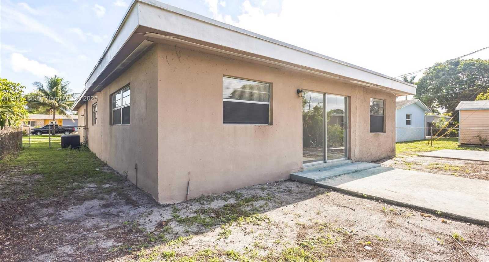 Small Image of 5640 NORTH WEST 13TH CT, Lauderhill Number 24