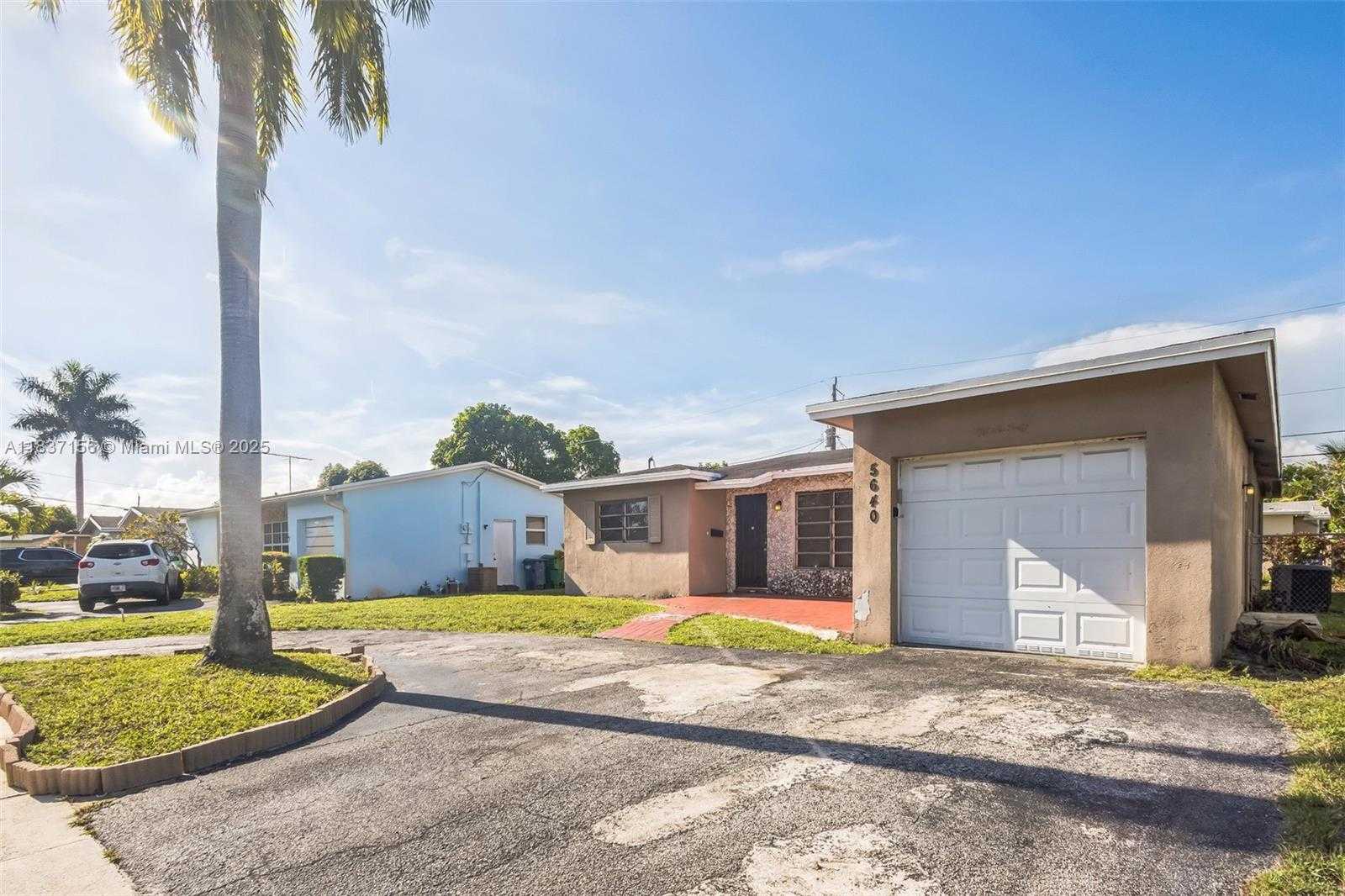 Small Image of 5640 NORTH WEST 13TH CT, Lauderhill Number 29
