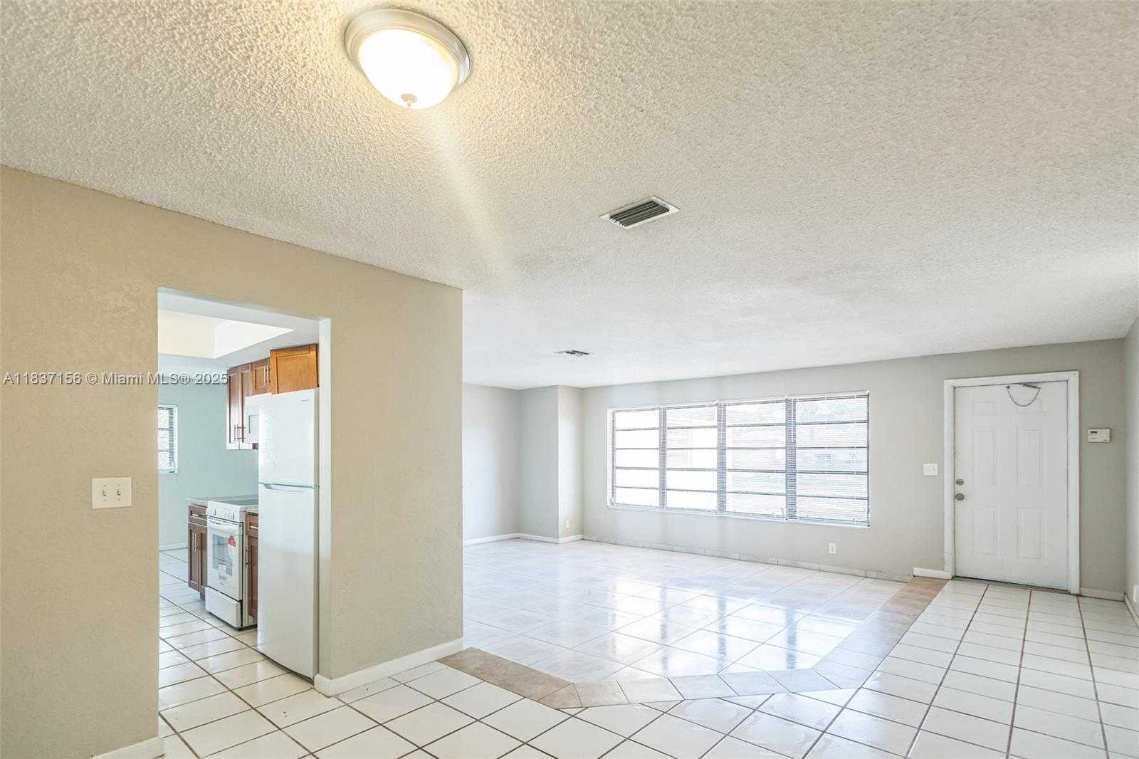 Small Image of 5640 NORTH WEST 13TH CT, Lauderhill Number 4