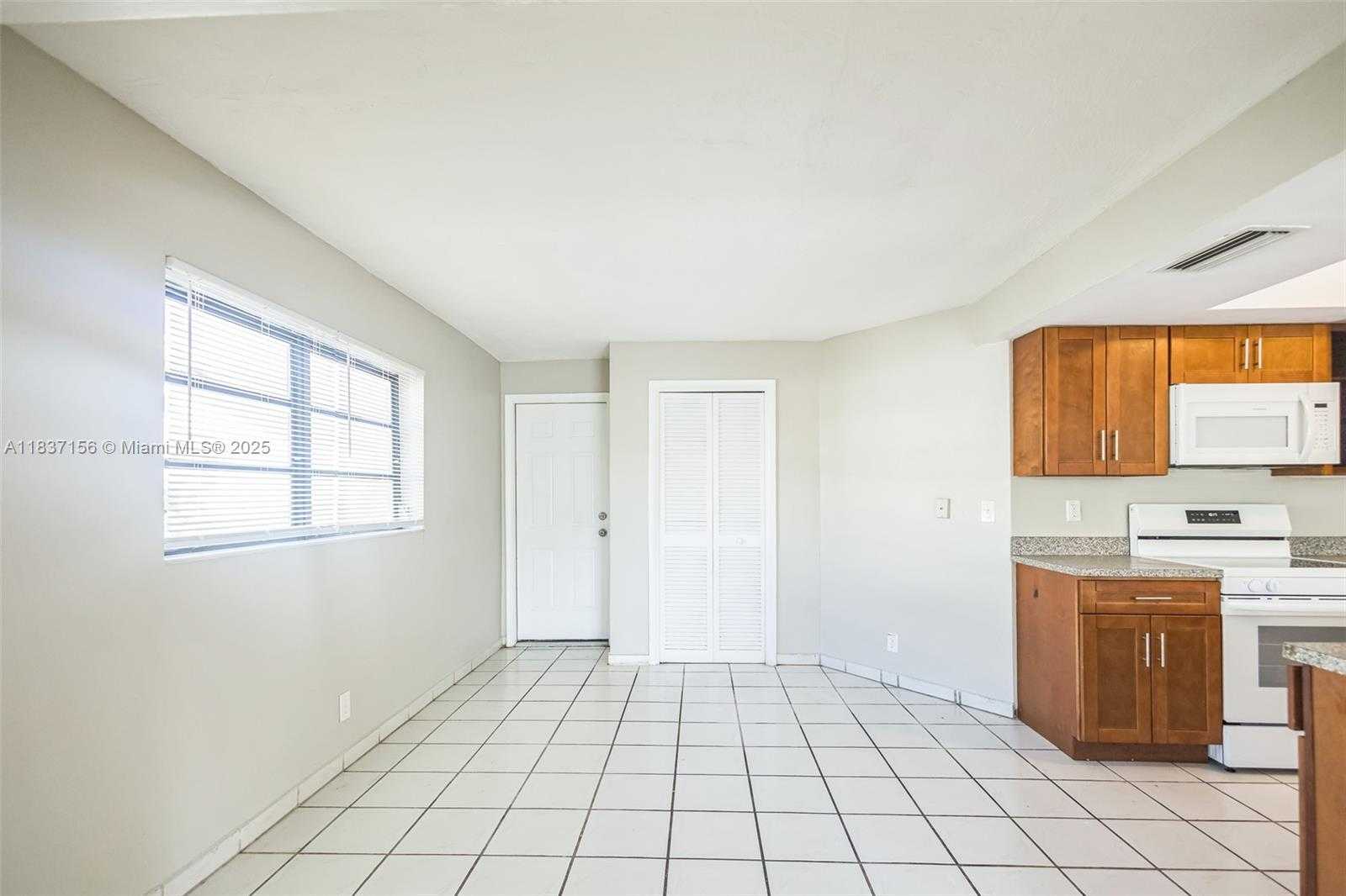 Small Image of 5640 NORTH WEST 13TH CT, Lauderhill Number 8