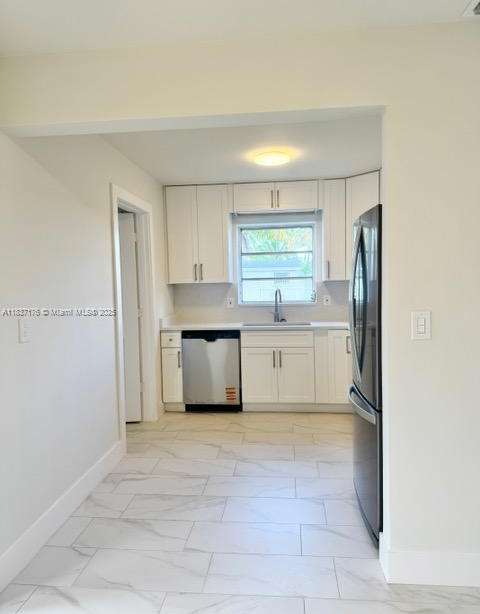 Small Image of 17340 NORTH WEST 52ND PL, Miami Gardens Number 4