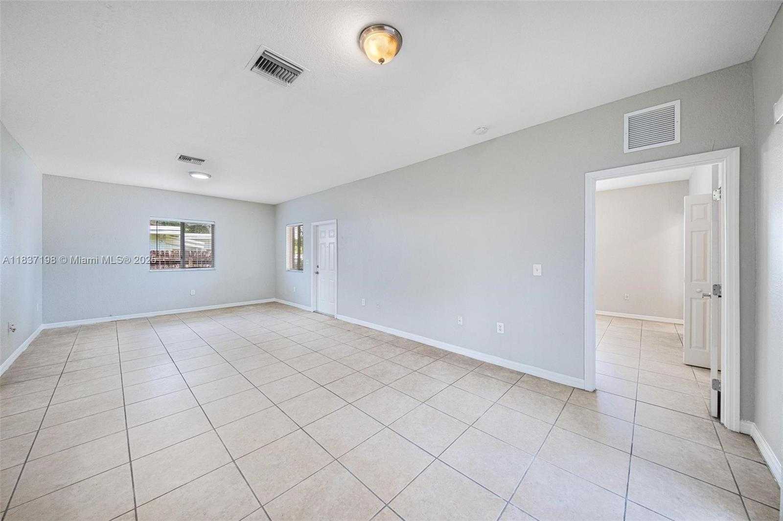 Small Image of 6124 SOUTH WEST 39TH ST, Miramar Number 22