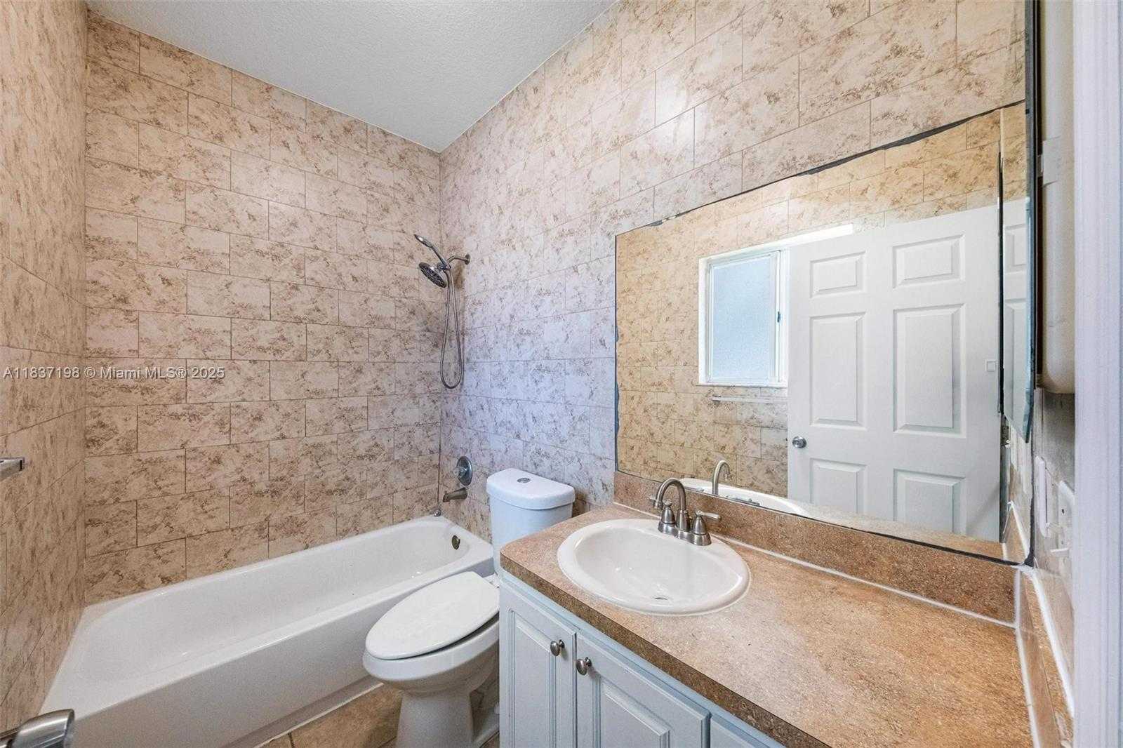 Small Image of 6124 SOUTH WEST 39TH ST, Miramar Number 27