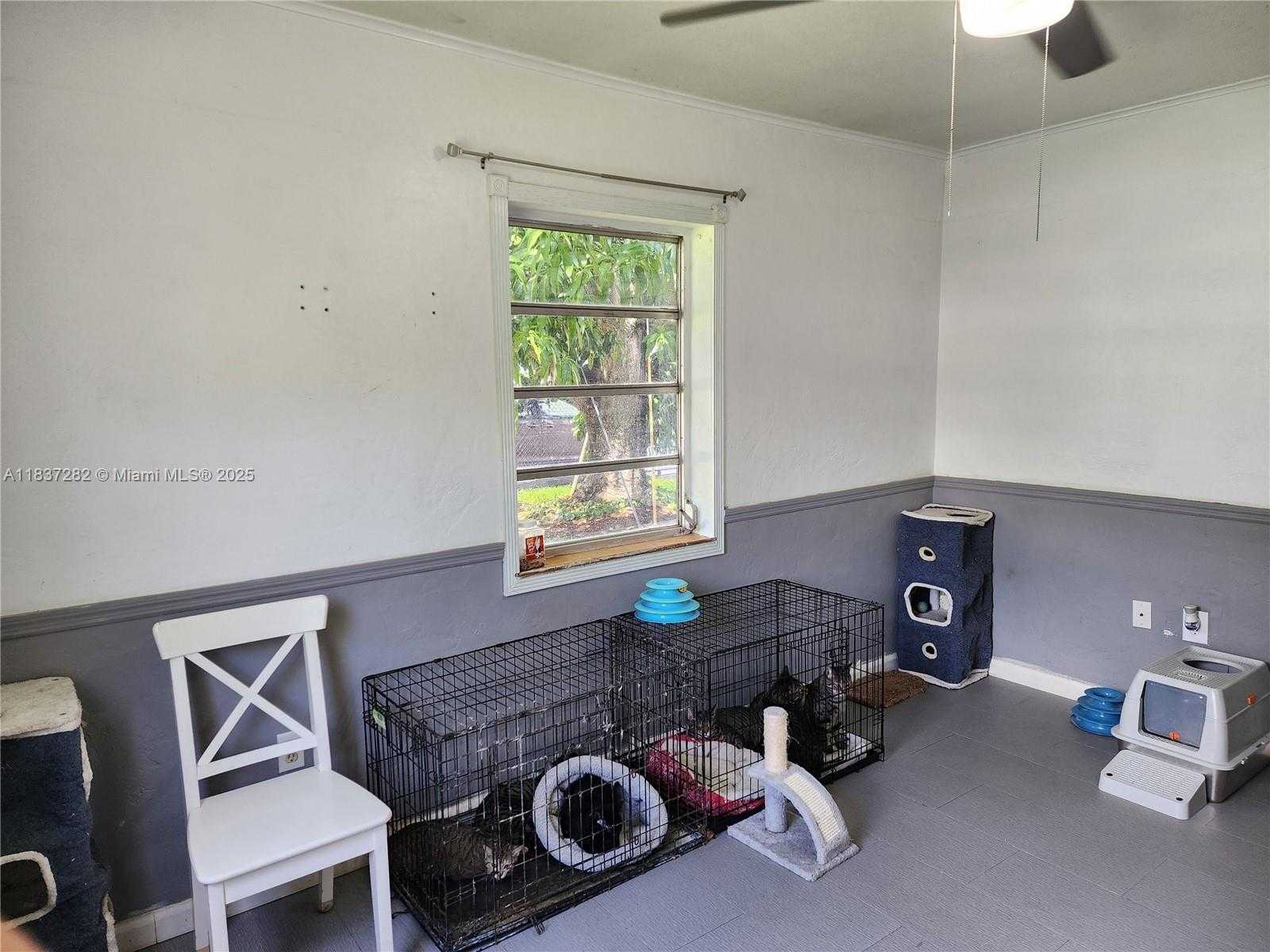 Small Image of 3521 EAST 8TH AVE, Hialeah Number 13