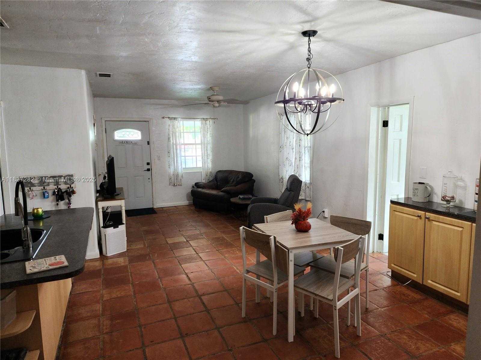Small Image of 3521 EAST 8TH AVE, Hialeah Number 22